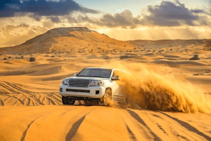 Experience the Thrills of Dubai: Desert Safari with BBQ Dinner & Quad Biking!